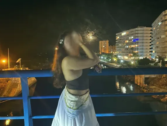 Anna, 18