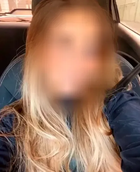 Finja, 27
