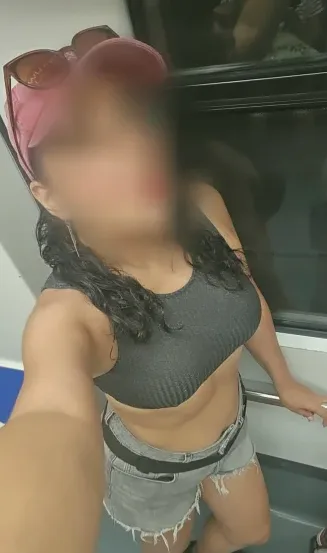 Kira, 37