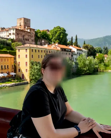 Leonie, 28