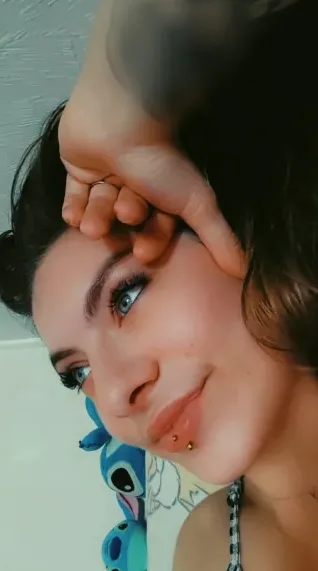 Malin, 24