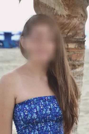 Sarah, 28